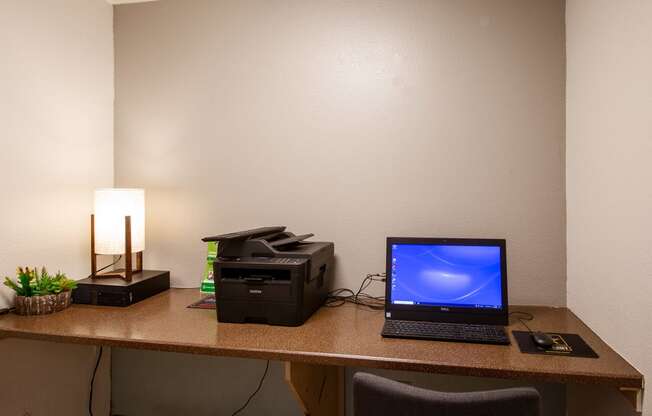 Business Center at Whispering Sands Apartments in Albuquerque