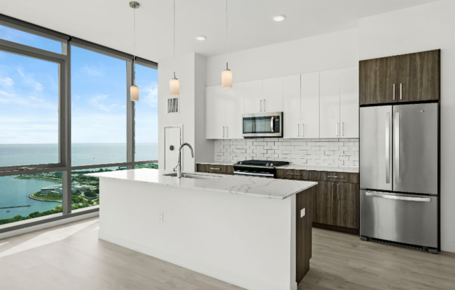 814 S MICHIGAN