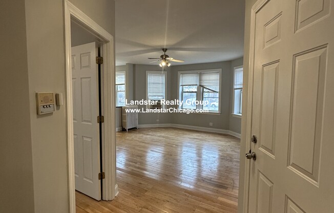 2900 North Kolmar Avenue