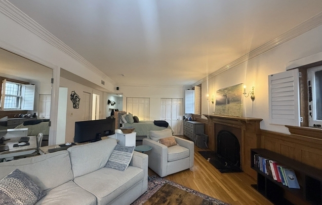 280 Commonwealth Ave.