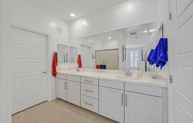 2 beds, 2 baths, $2,100