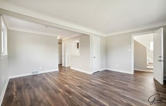 2 beds, 1 bath, $1,200, Unit 15470