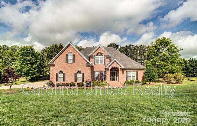 8005 WEDDINGTON DOWNS DR
