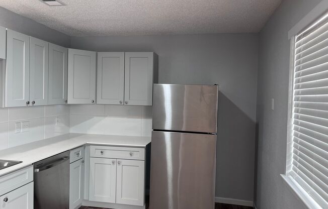 Renovated 1 bed 1 bath