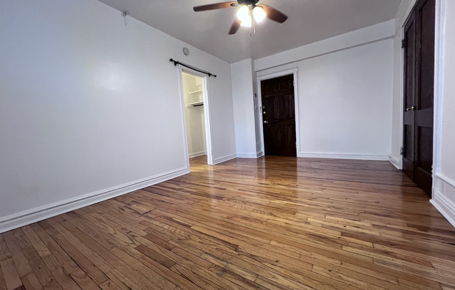 Studio, 1 bath, 400 sqft, $865, Unit 304
