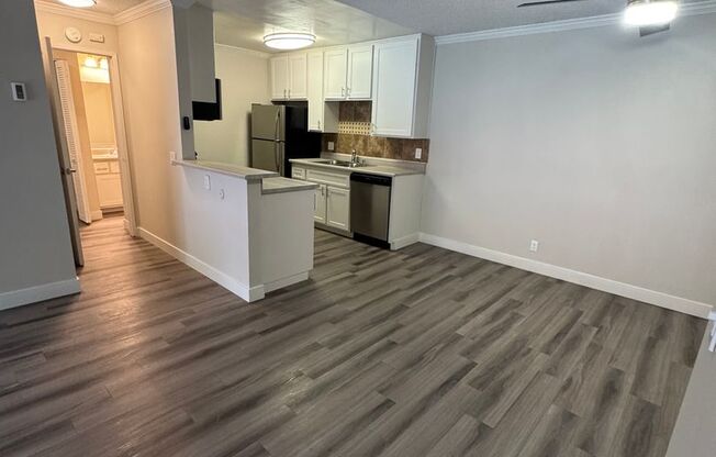 1 bed, 1 bath, 815 sqft, $2,495, Unit 251