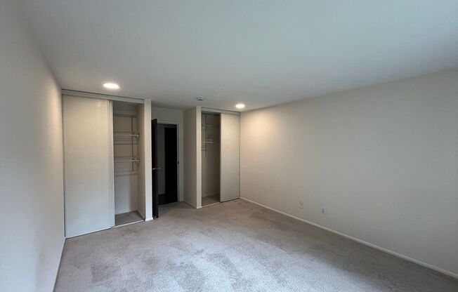 1 bed, 1 bath, 812 sqft, $1,250, Unit 101-213