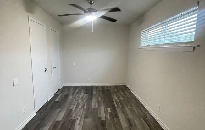 1 bed, 1 bath, 492 sqft, $1,000, Unit C-8