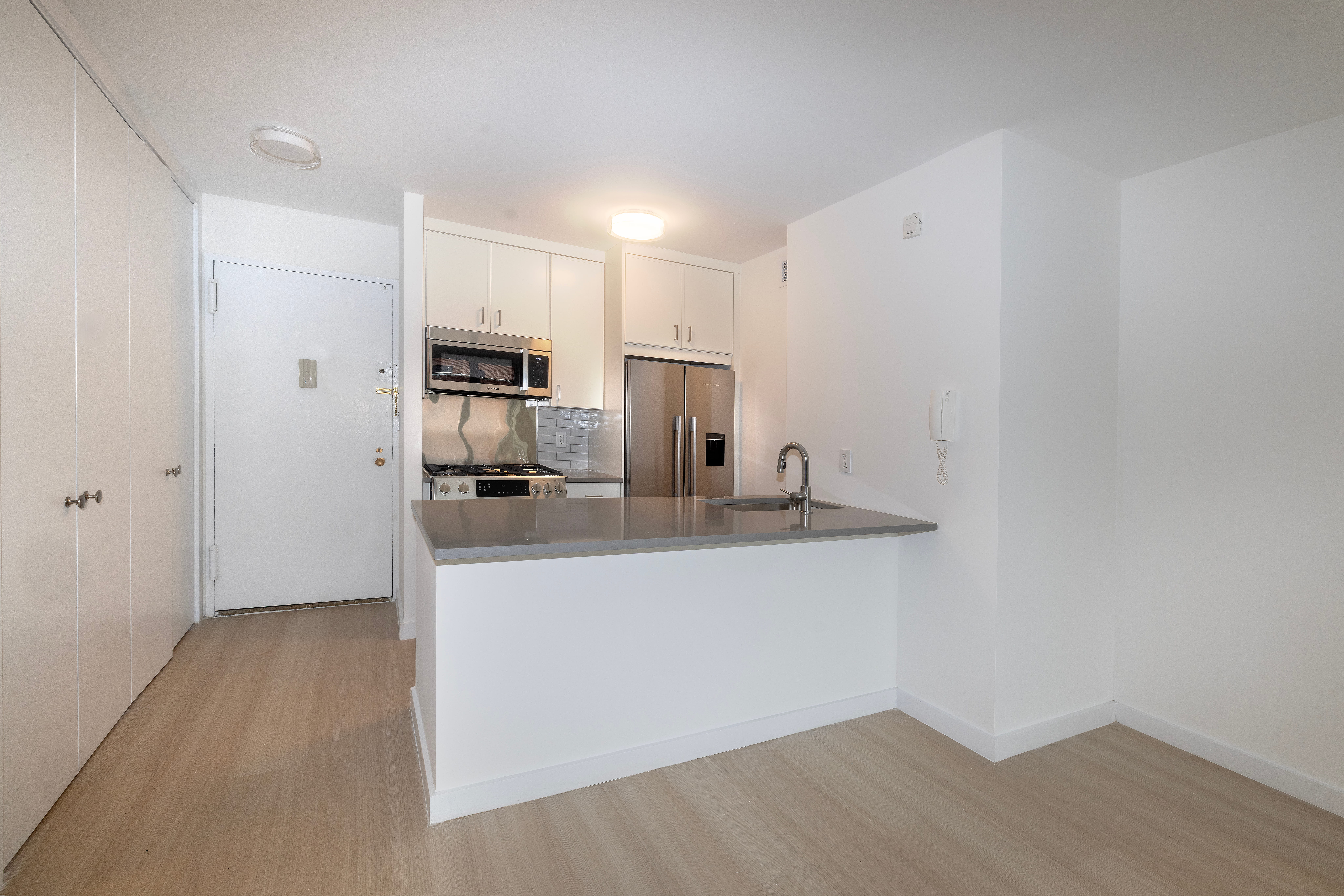 1 bed, 1 bath, $5,750, Unit 12J