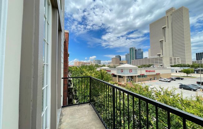 2 beds, 2 baths, 1,250 sqft, $1,699, Unit 1320