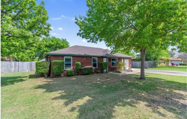 Charming Home located in a great neighborhood!