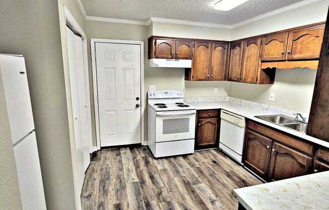 (RCH-33) RCH Brookline Properties