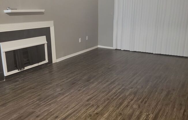 2 beds, 2 baths, 1,000 sqft, $900, Unit 3741 Alibi #2