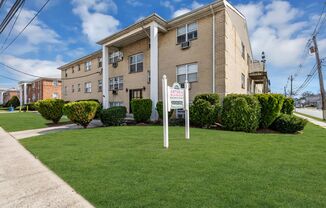 Astoria Manor