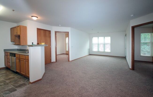2 beds, 2 baths, 1,287 sqft, $1,645, Unit 925-207