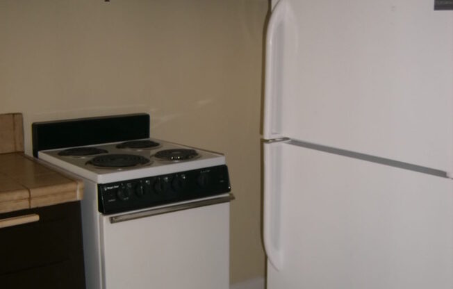 2 beds, 1 bath, 682 sqft, $2,095, Unit 1920-310