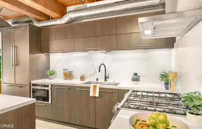 2 beds, 1.3 baths, 2,460 sqft, $6,490, Unit 144