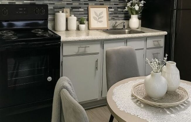 1 bed, 1 bath, 576 sqft, $1,199, Unit 0835