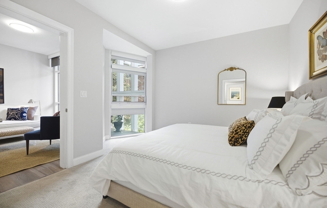 1 bed, 1.5 baths, 842 sqft, $3,975, Unit 303