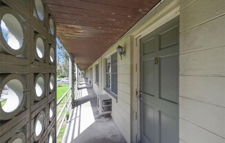 639 RAMONA LN