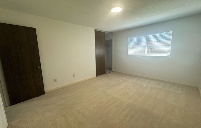 2 beds, 1.5 baths, $2,550, Unit APARTMENT B