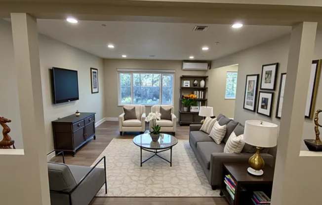 3 beds, 2 baths, 1,400 sqft, $3,295, Unit 10