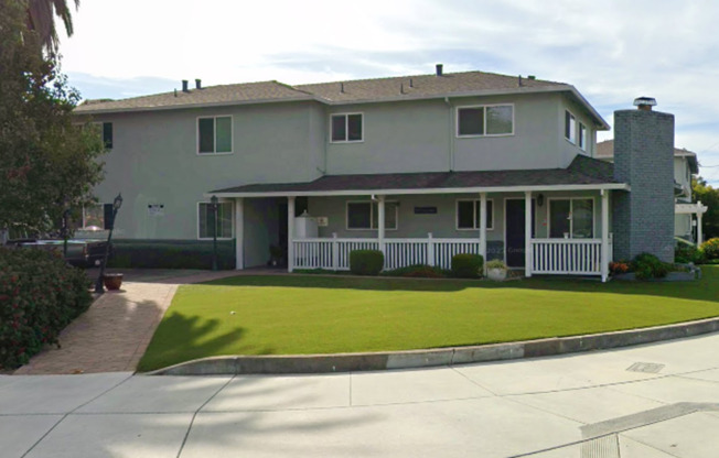 475 - 1895 The Alameda