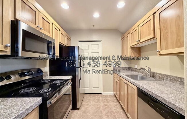 22836 SW FRST CRK DR