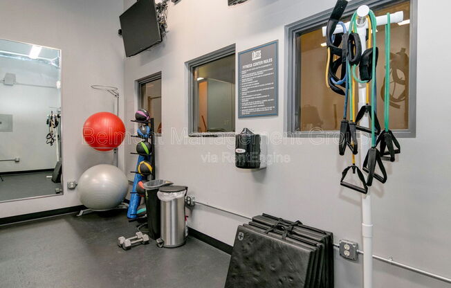 1 bed, 1 bath, 728 sqft, $1,615, Unit 147