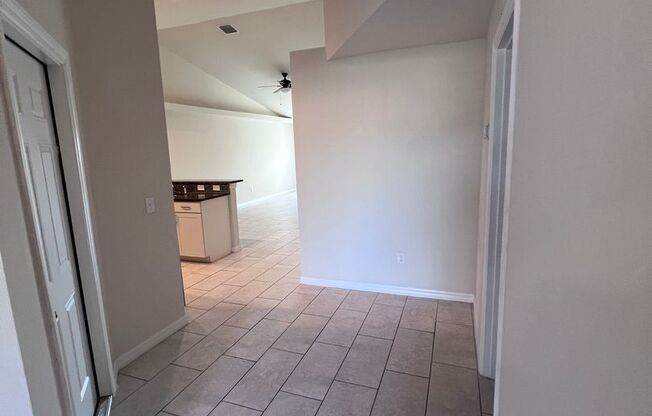 Charming 3-Bed, 2-Bath Duplex in Cape Coral –
