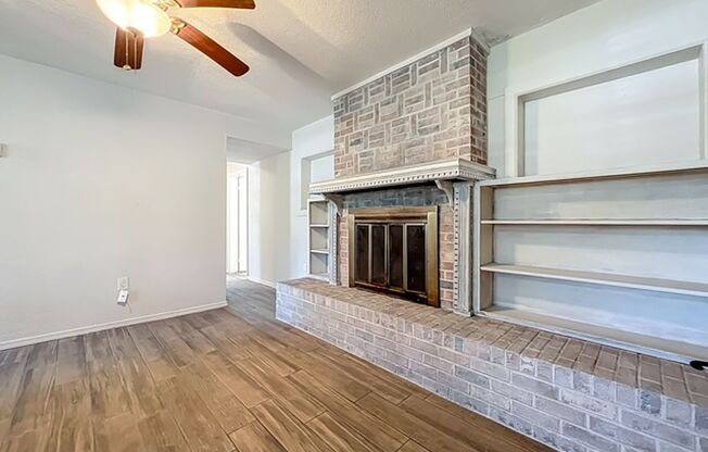 Two Bedroom, Two Bath in Sanford - Priced to Rent!