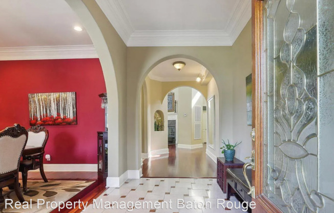 10706 Royal Ridge Ave.