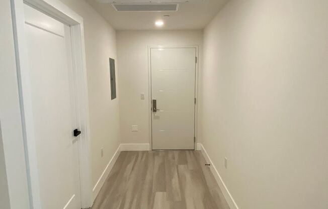 1 bed, 1 bath, 615 sqft, $2,200, Unit 408