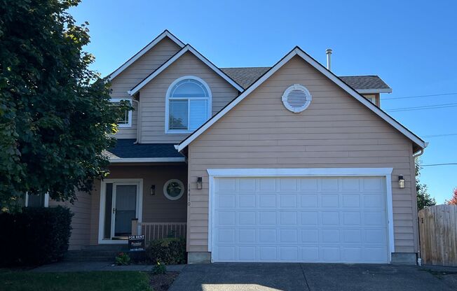 Gorgeous Remodeled 2-Story 4 Bed Home in Salmon Creek for Lease - 14410 NW 20th Ave.