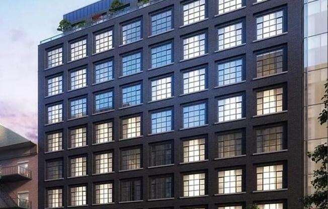 517 W 29 ST
