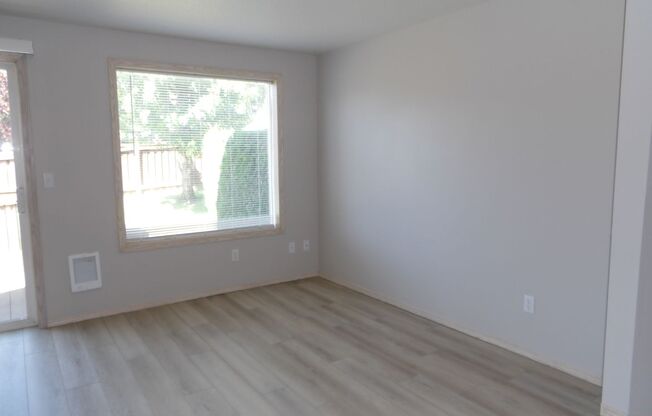 2 beds, 2.5 baths, 1,497 sqft, $2,020, Unit J44