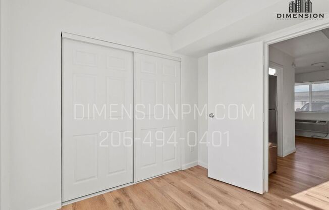 1 bed, 1 bath, 303 sqft, $975, Unit Unit 108