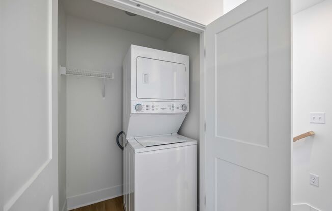 2 beds, 2.5 baths, 1,200 sqft, $1,850, Unit 2942 SE Apex Vista