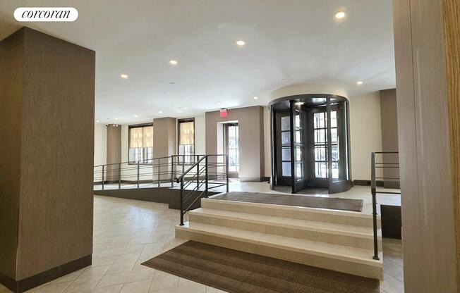 1 bed, 1 bath, $5,500, Unit 10I