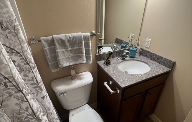 1 bed, 1 bath, 750 sqft, $1,095, Unit Unit 101