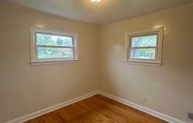 3 beds, 1 bath, $1,795