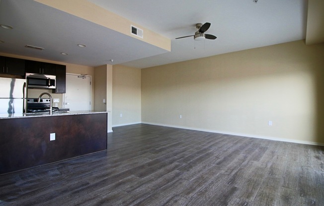 Studio, 1 bath, 404 sqft, $1,295, Unit APT 306