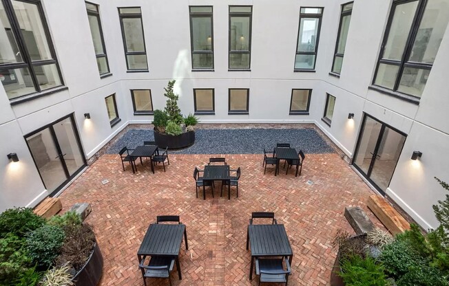 1 bed, 1 bath, $3,200, Unit 5-C