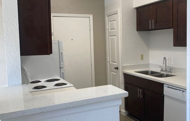 Emerald Cove Apartments