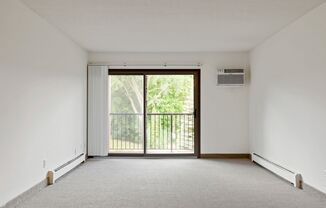2 beds, 1 bath, 990 sqft, $1,690, Unit 50 - 10