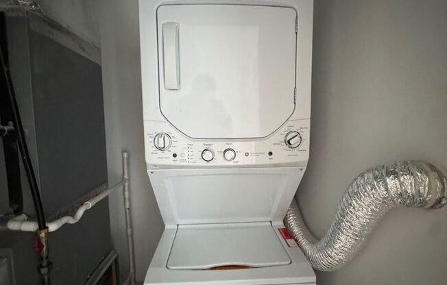 2 beds, 1 bath, 900 sqft, $1,495, Unit Unit 309