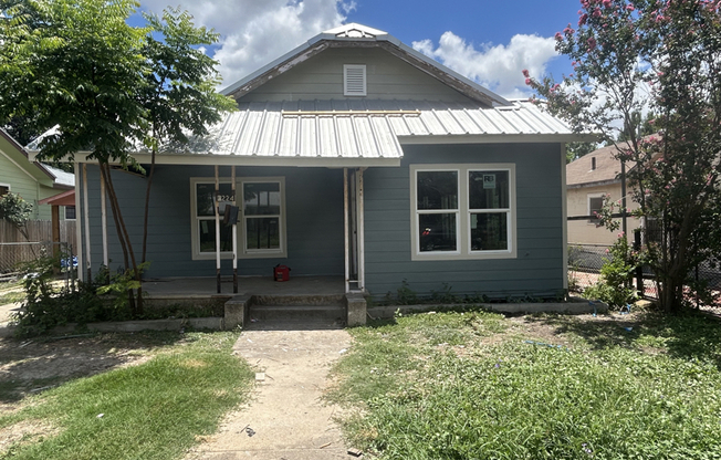 3234 W HOUSTON ST