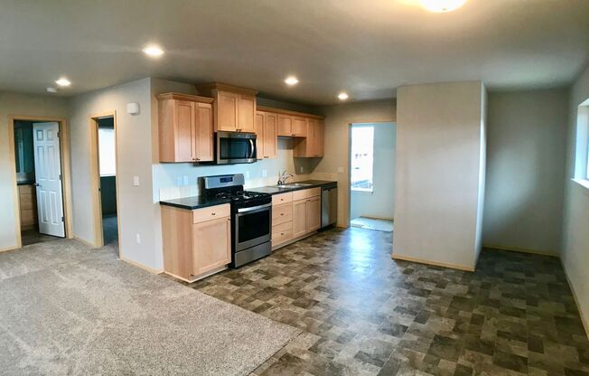 137-332, 334 sw 12th