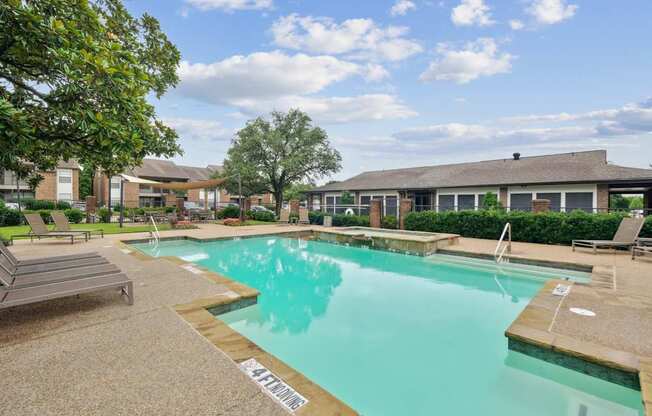 Welcome to Estelle Creek North