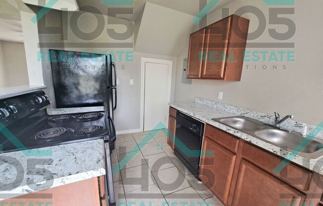 2 beds, 1 bath, 900 sqft, $795, Unit 25th- 07